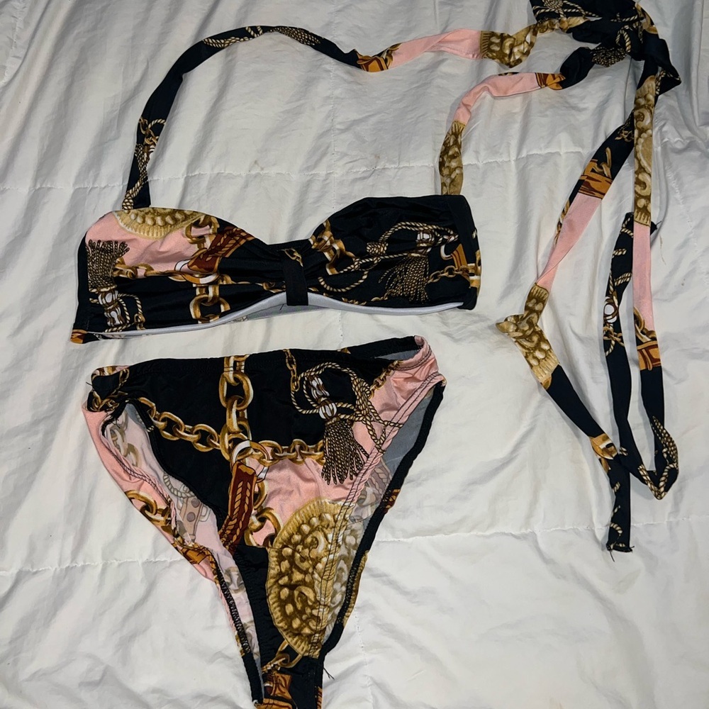Fashion Nova Medium Bikini Set (never worn!!)